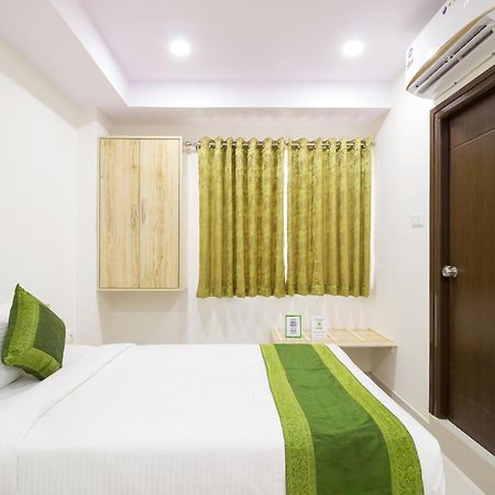 היידראבד Hotel Pratz Inn מראה חיצוני תמונה