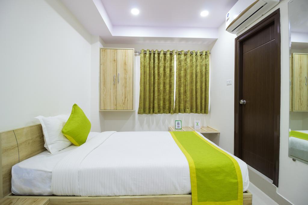 היידראבד Hotel Pratz Inn מראה חיצוני תמונה