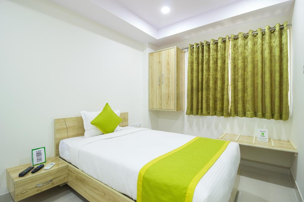 היידראבד Hotel Pratz Inn מראה חיצוני תמונה