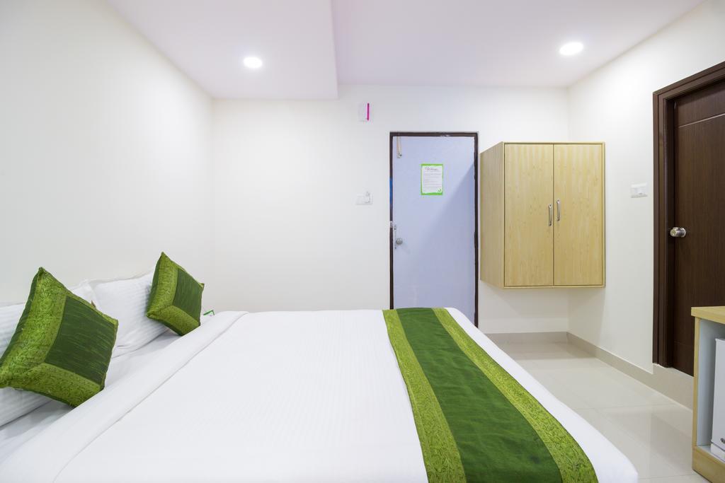 היידראבד Hotel Pratz Inn מראה חיצוני תמונה