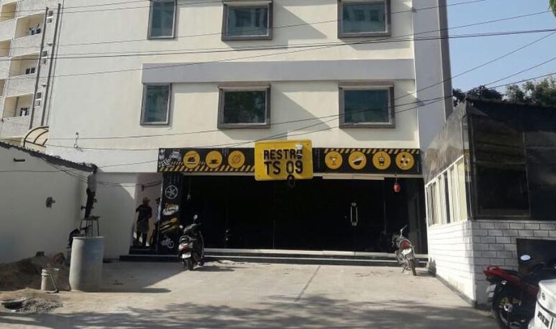 היידראבד Hotel Pratz Inn מראה חיצוני תמונה